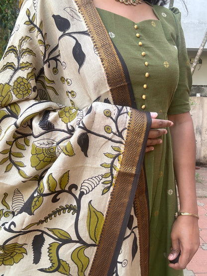 Vanya Ethnic Maxi Dress with Pen kalamkari Dupatta - Green