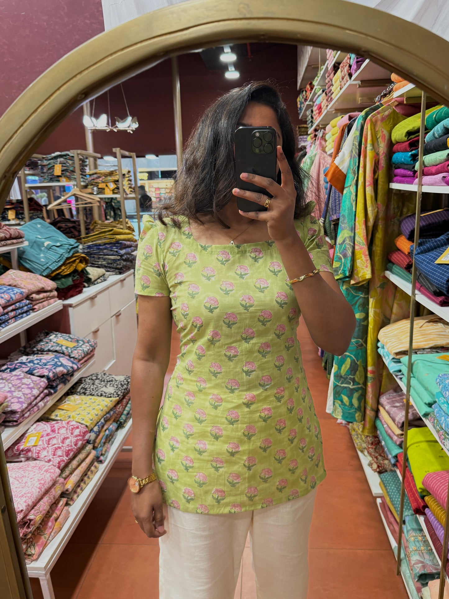 Muse Short kurti