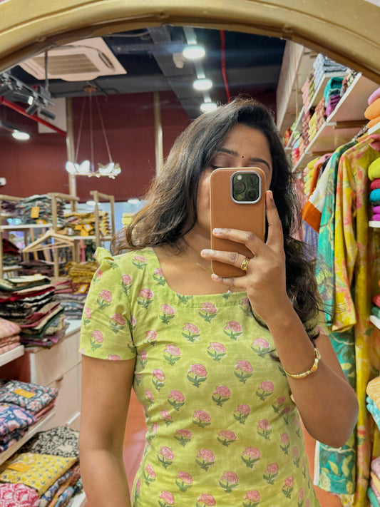 Muse Short kurti