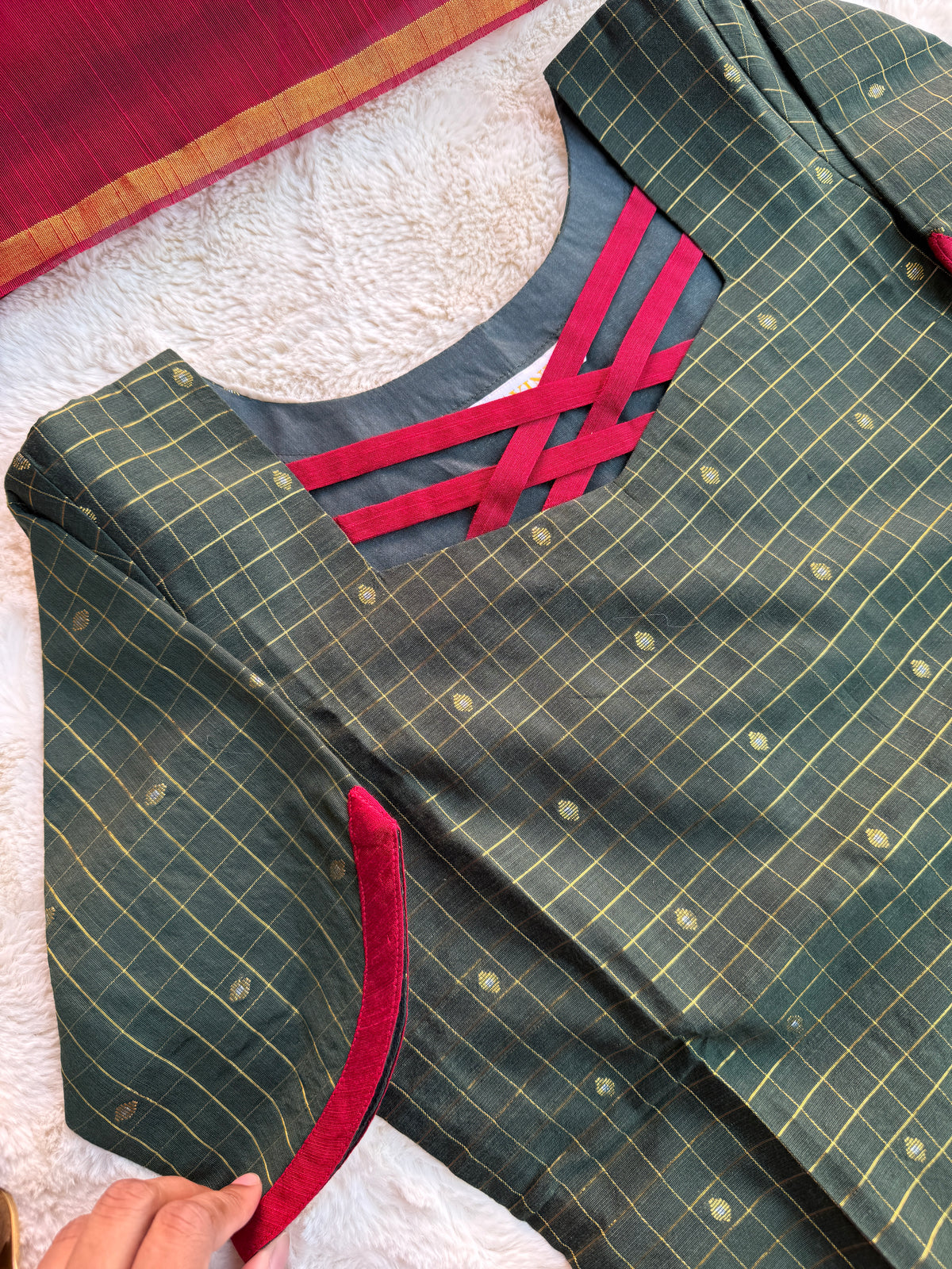 Green Checks Butta Raw silk 3 pcs Set