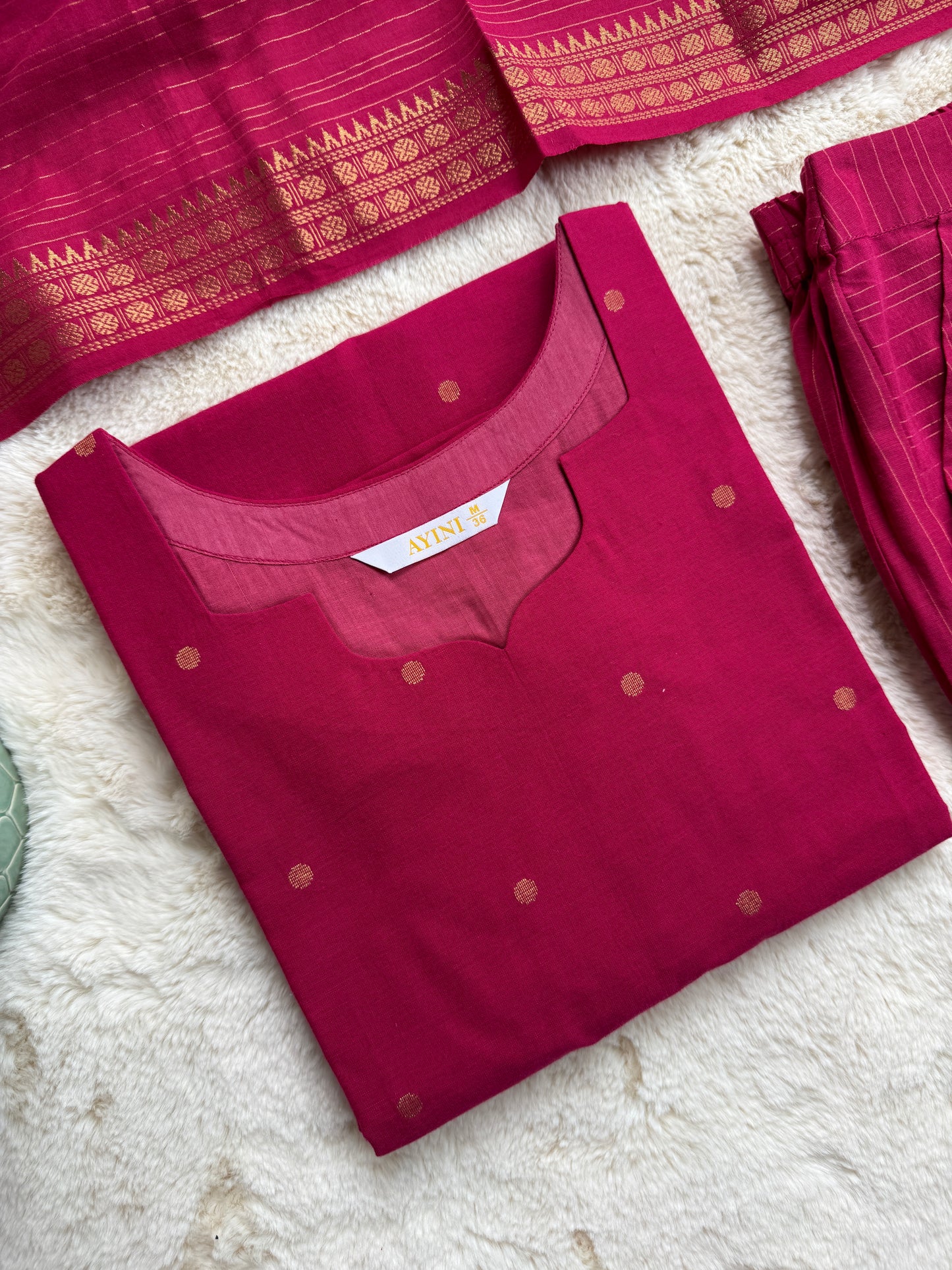 Handloom cotton Pink Butta 3 pcs Set