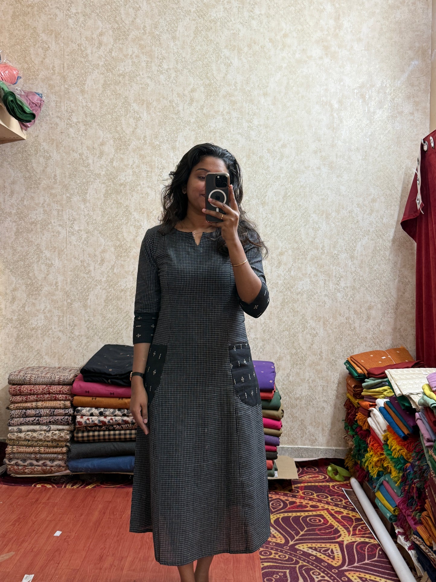 Black checks - Aline Kurti