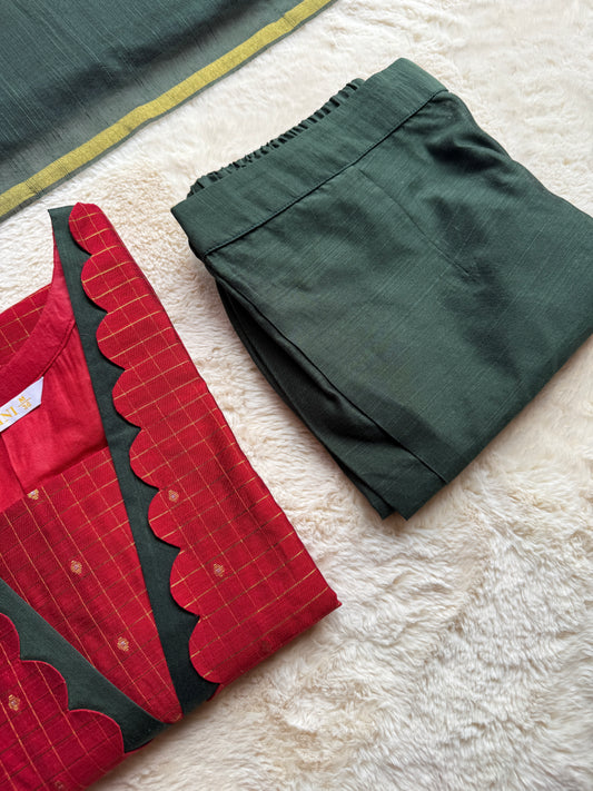 Red & Green Checks Butta Raw silk 3 pcs Set
