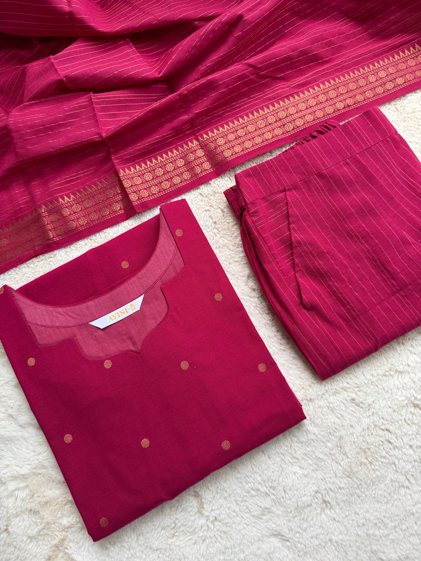 Handloom cotton Pink Butta 3 pcs Set
