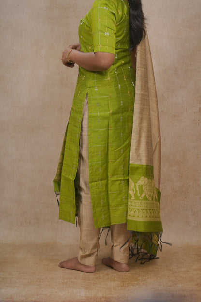 Green zari checked pattern salwar sets
