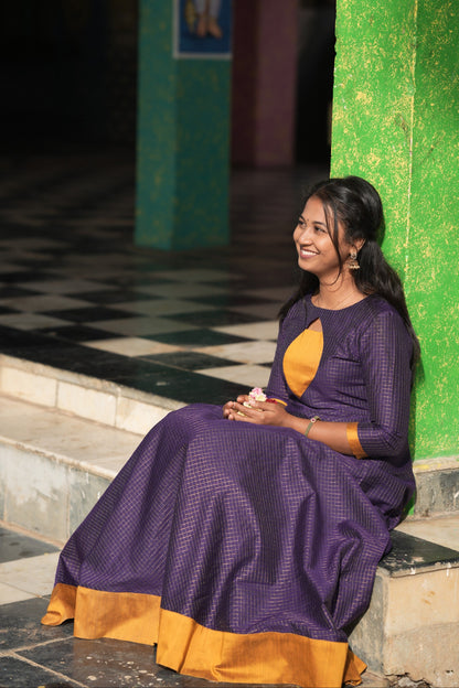 Checked Blue with eye-shaped panel umbrella cut