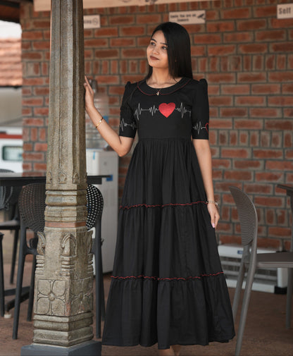 Black with Red lines Maxi
