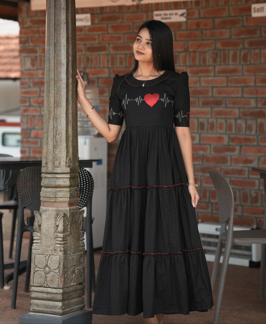 Black with Red lines Maxi
