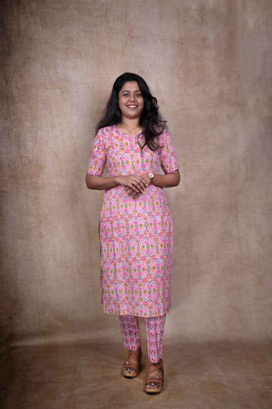 Pink Boho Floral Print Kurti
